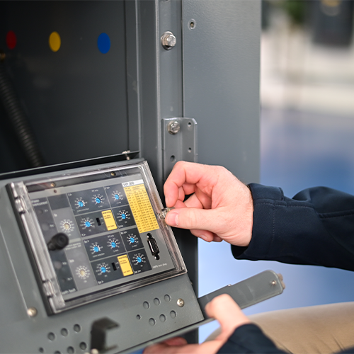 Authorising Engineer team member providing professional advice to assist and support and organisations Safe Systems of Work